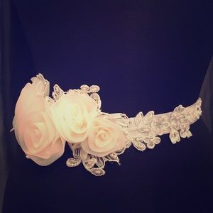 NWOT Bridal Belt with net style roses, pearls, and sequins